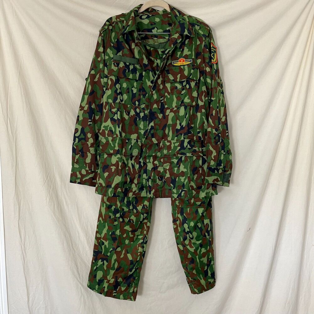Vietnamese military K17 woodland camouflage uniform set